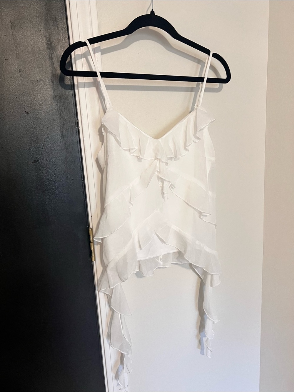NEW Thirty Thirty White Ruffled Spaghetti-Strap Women’s Top Size Large
